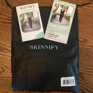 Skinnify Resistant Band Workout Legging’s (6 Resistant Bands ) | Color: Black